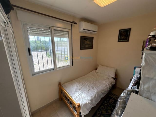 2 soverom Villa til salgs i Oliva Playa, Oliva med garasje - € 199 000 (Ref: 9402558)