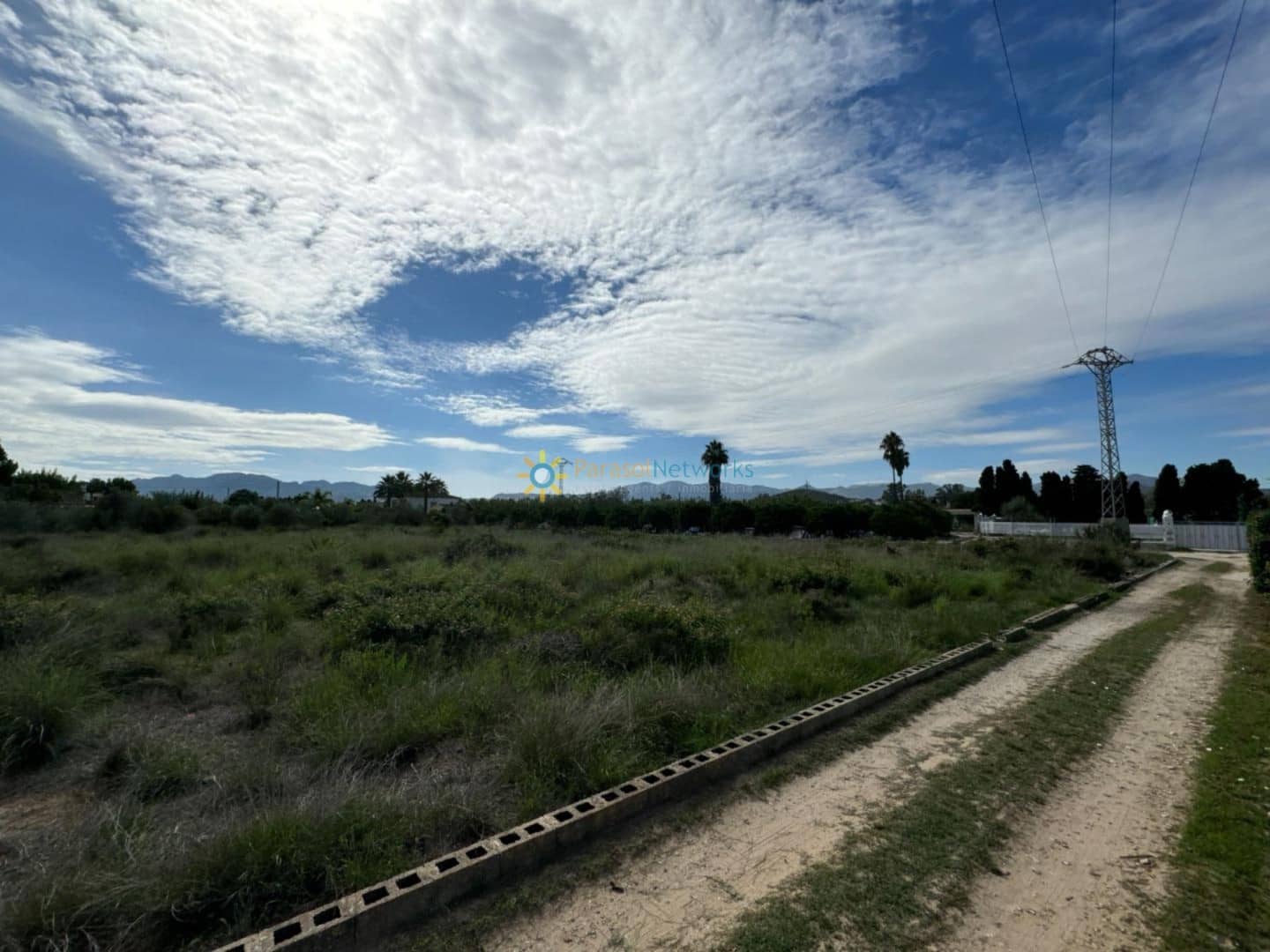 2 soverom Villa til salgs i Oliva med garasje - € 199 000 (Ref: 9402558)