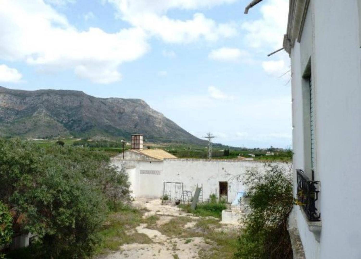 9 Zimmer Villa zu verkaufen in Benifairo de la Valldigna mit Garage - 550.000 € (Ref: 9414800)