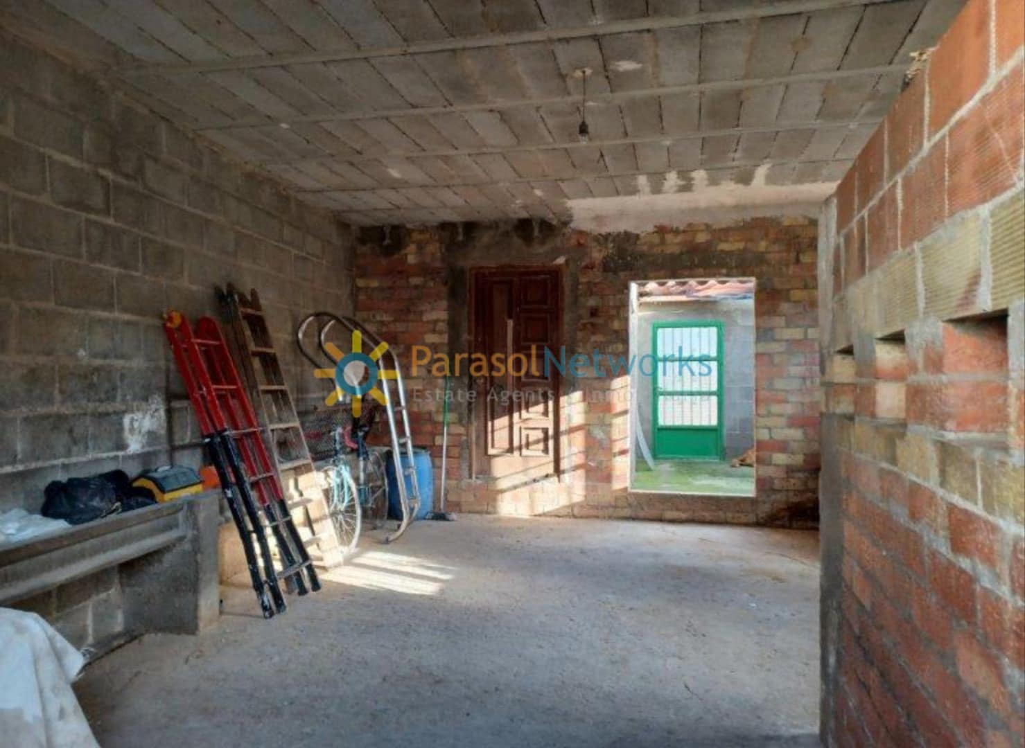 2 chambre Villa/Maison à vendre à Ontinyent avec piscine garage - 168 000 € (Ref: 9415088)