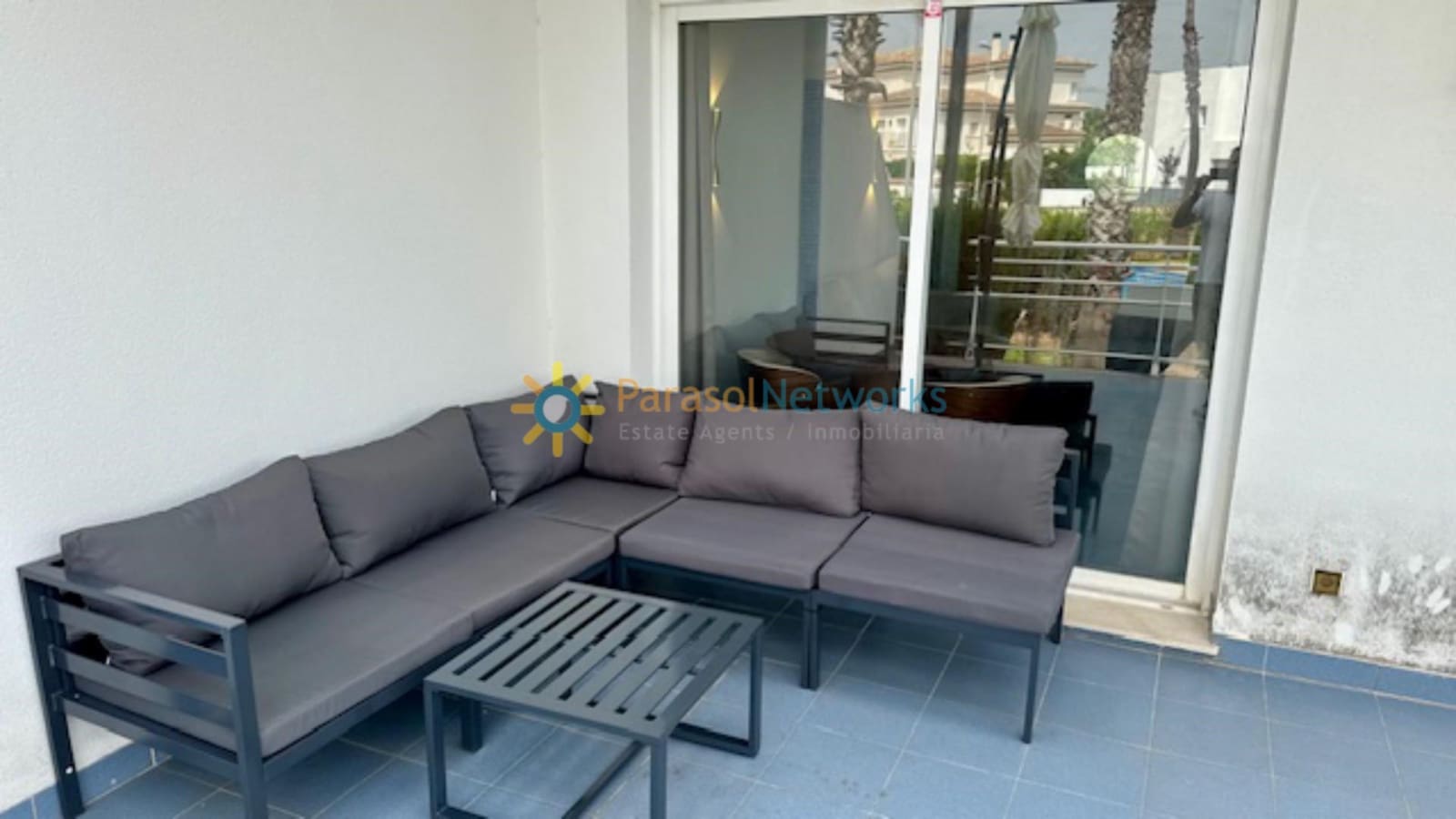 1 soveværelse Studio til leje i Oliva med swimmingpool garage - € 850 (Ref: 9418787)