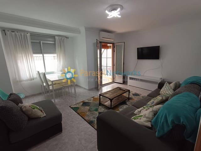 3 bedroom Flat for rent in Oliva Pueblo, Oliva - € 700 (Ref: 9418788)
