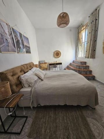 3 bedroom Townhouse for rent in Oliva Pueblo, Oliva - € 800 (Ref: 9418792)