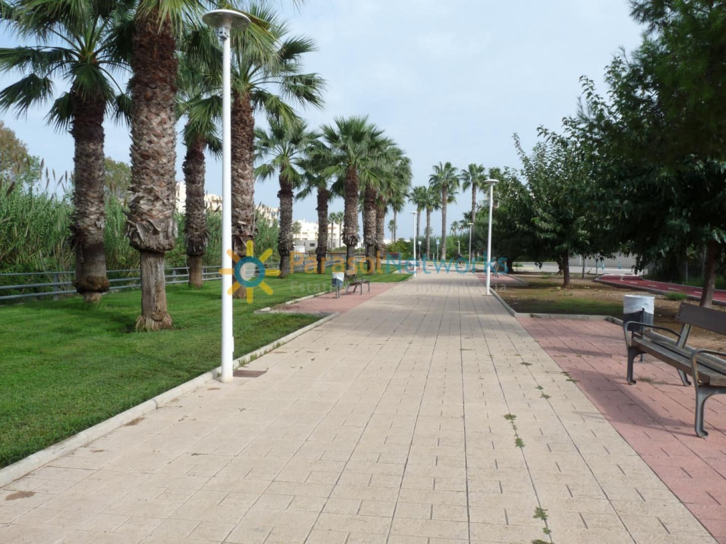 Ubebygd land til salgs i Guardamar de la Safor - € 210 000 (Ref: 9418793)