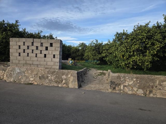 Undeveloped Land for sale in Oliva Pueblo, Oliva - € 15,000 (Ref: 9420665)