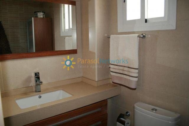 2 bedroom Apartment for rent in Piles - € 570 (Ref: 9428942)