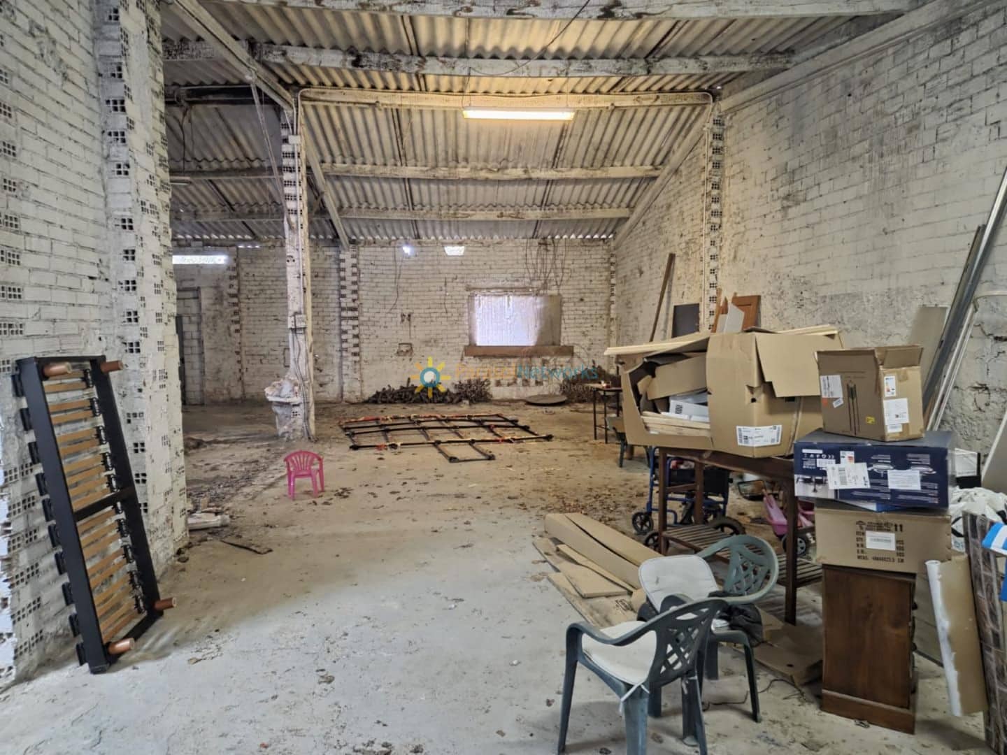 4 bedroom Townhouse for sale in Alqueria de la Comtessa with garage - € 190,000 (Ref: 9431916)