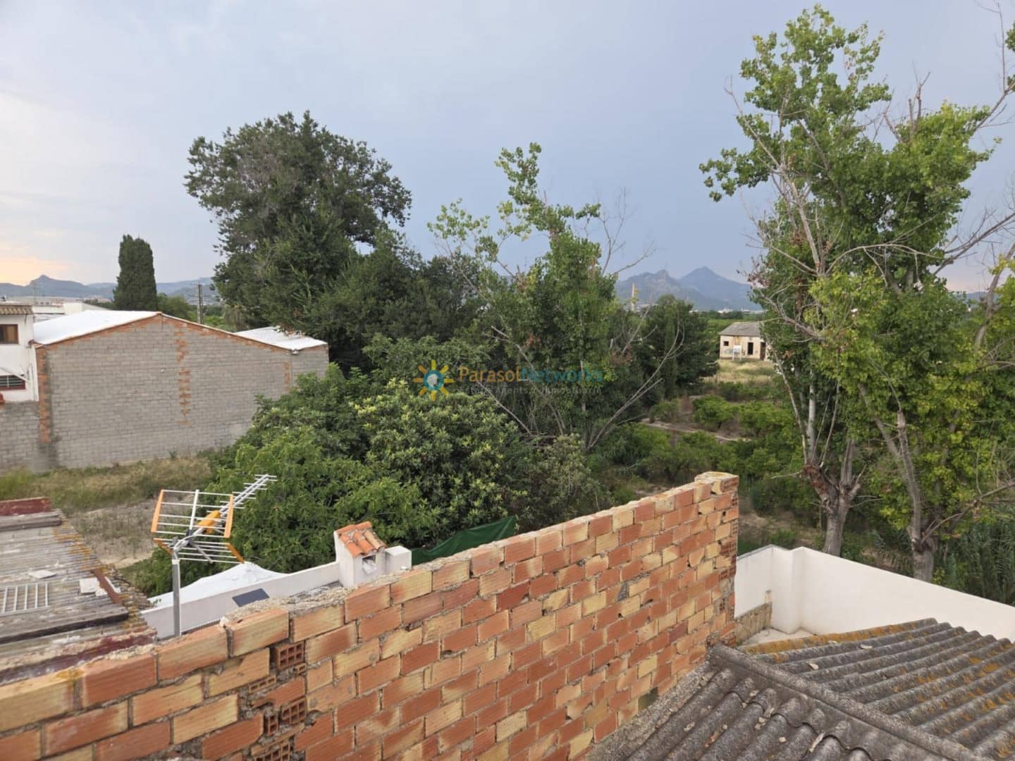 4 bedroom Townhouse for sale in Alqueria de la Comtessa with garage - € 190,000 (Ref: 9431916)