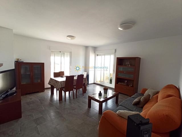 3 chambre Appartement à vendre à Oliva avec garage - 179 000 € (Ref: 9436279)