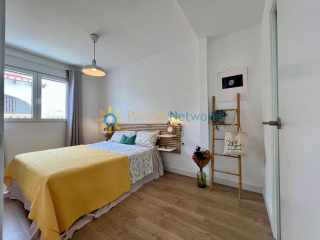 3 makuuhuone Huoneisto vuokrattavana paikassa Oliva Playa, Oliva - 750 € (Ref: 9447413)