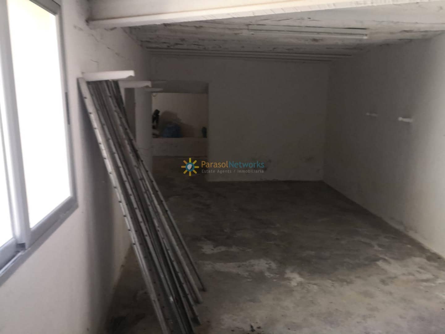 3 slaapkamer Finca/Landhuis te koop in Villena - € 1.000.000 (Ref: 9449719)