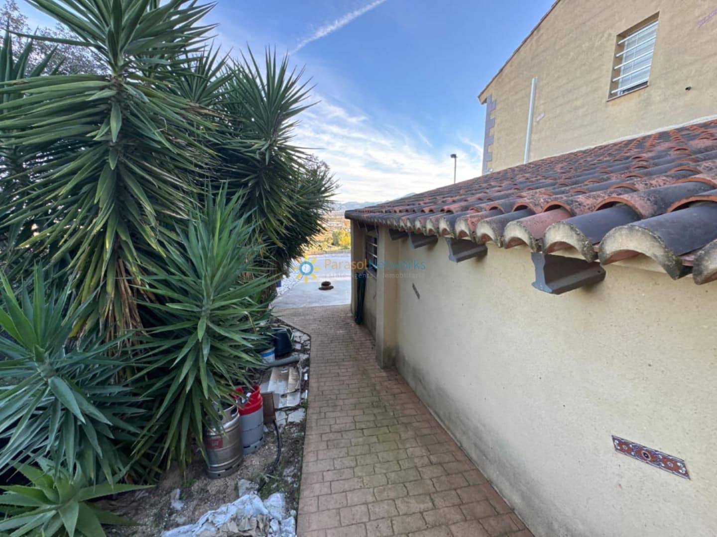 4 soverom Villa til salgs i Beniganim med garasje - € 375 000 (Ref: 9449802)