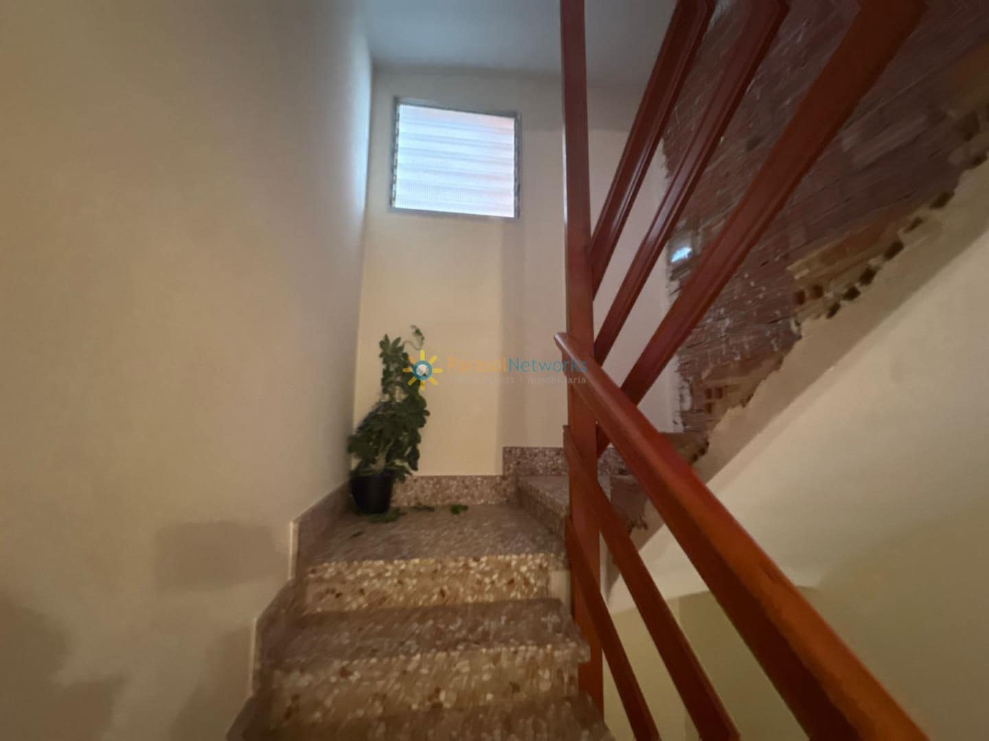 3 makuuhuone Omakotitalo myytävänä paikassa Palma de Gandia mukana 
autotalli - 199 000 € (Ref: 9449894)