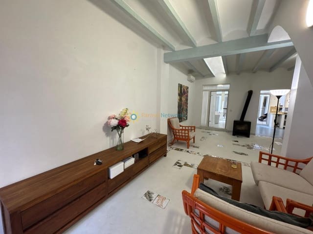 5 soverom Hus til salgs i Oliva Pueblo, Oliva - € 238 000 (Ref: 9450547)