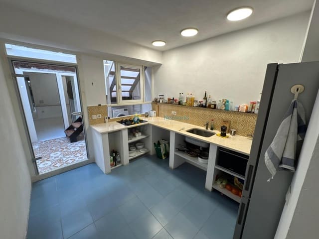 5 soverom Hus til salgs i Oliva Pueblo, Oliva - € 238 000 (Ref: 9450547)