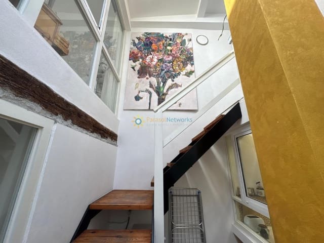 5 soverom Hus til salgs i Oliva Pueblo, Oliva - € 238 000 (Ref: 9450547)