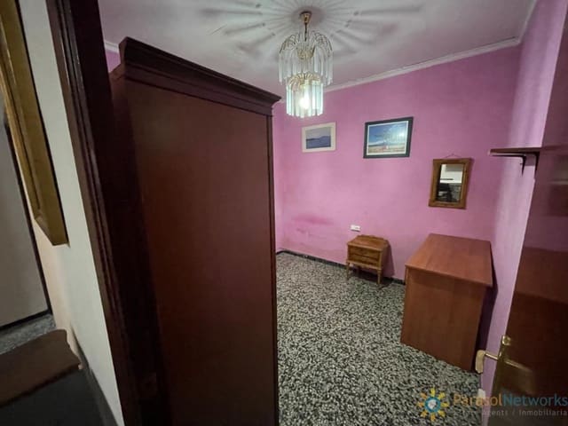 Apartamento de 3 habitaciones en Centro Urbano, Dénia en venta - 165.000 € (Ref: 9464958)