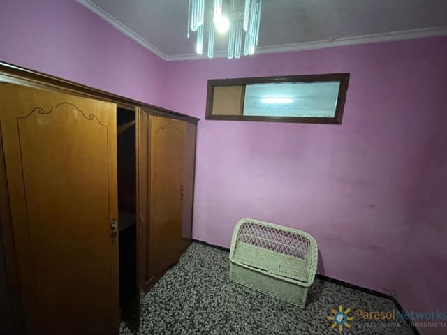 Apartamento de 3 habitaciones en Centro Urbano, Dénia en venta - 165.000 € (Ref: 9464958)