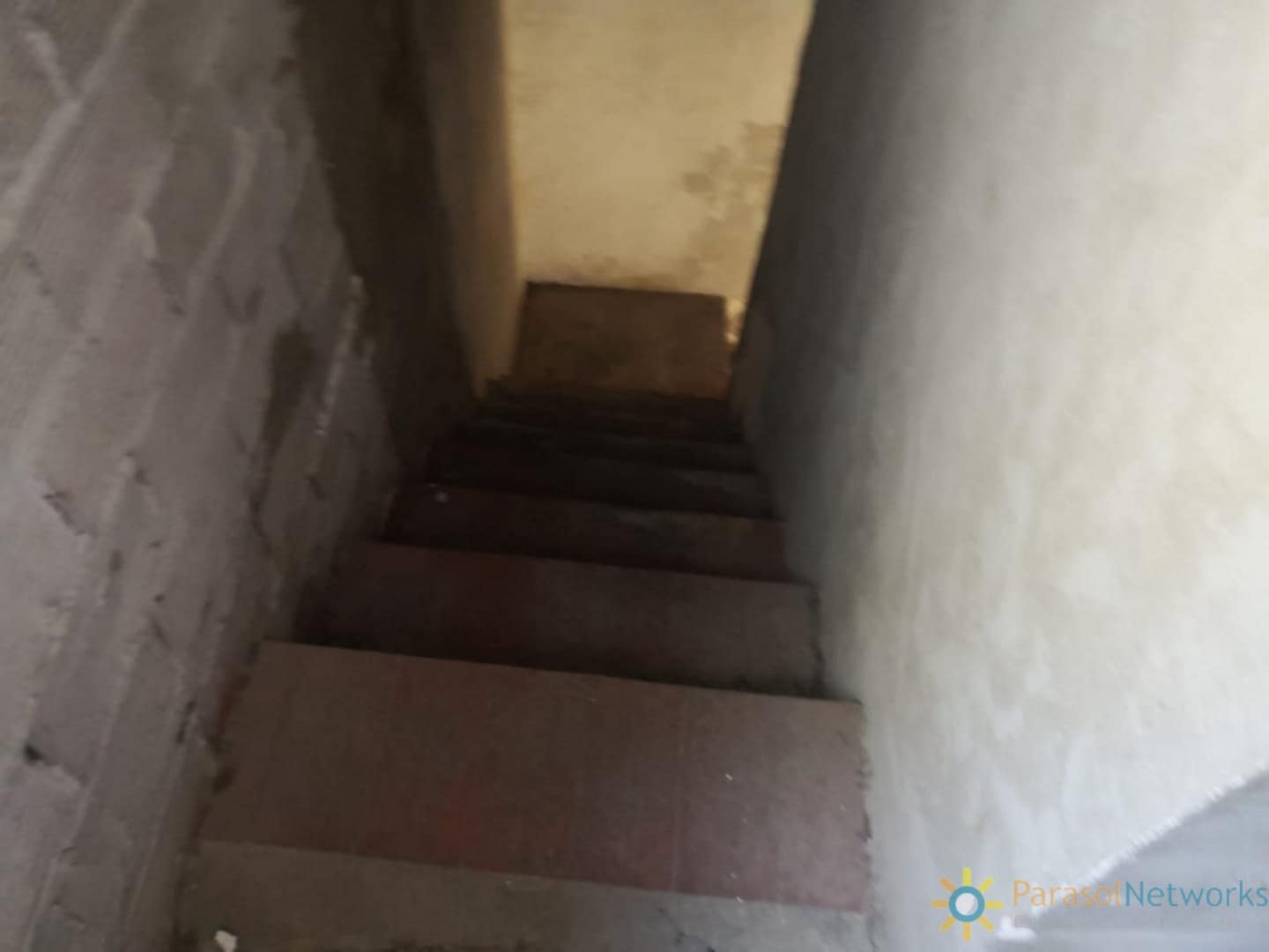 5 bedroom Townhouse for sale in Beniganim with garage - € 45,000 (Ref: 9465036)