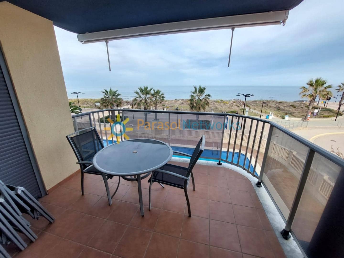 3 quarto Apartamento para arrendar em Guardamar de la Safor com piscina garagem - 700 € (Ref: 9465875)