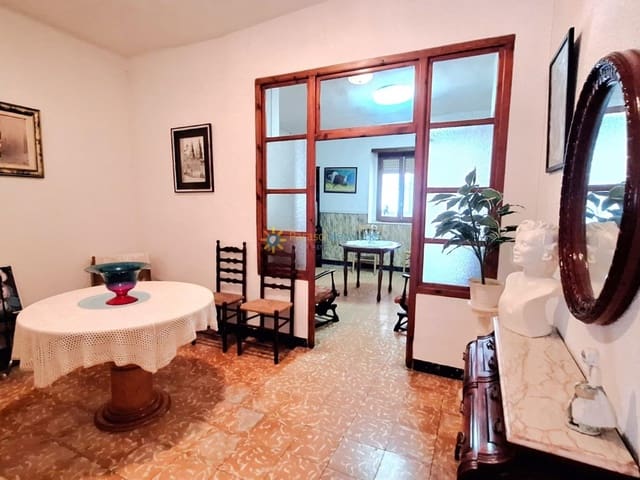 5 quarto Casa em Banda para venda em Montaverner com garagem - 95 000 € (Ref: 9467634)
