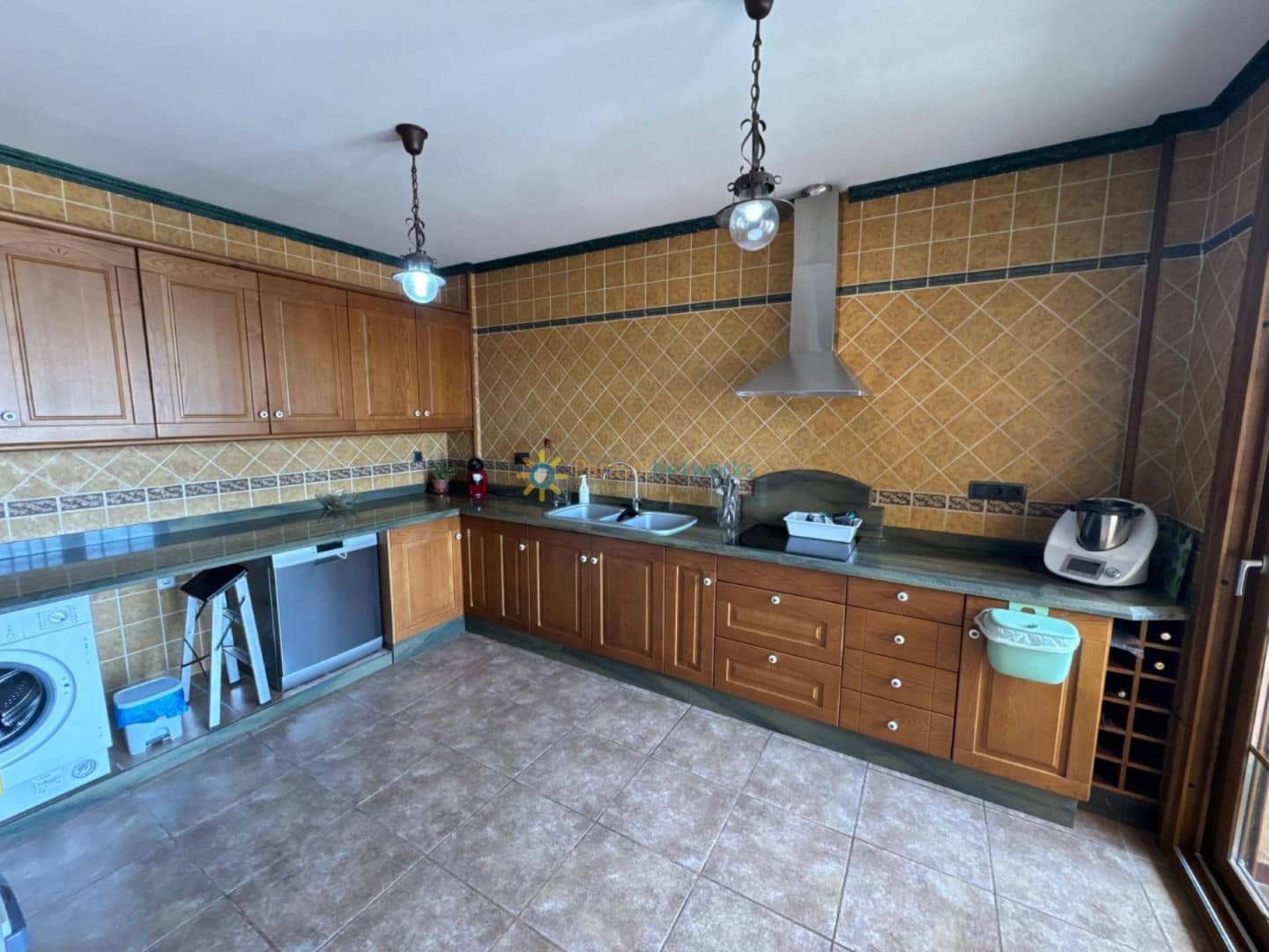 7 quarto Moradia para venda em Piles com piscina garagem - 520 000 € (Ref: 9467826)