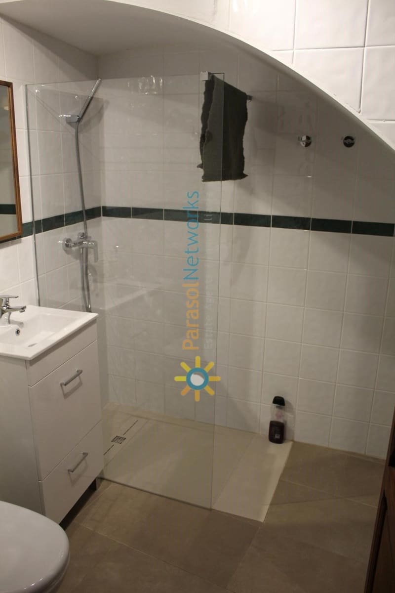 3 sovrum Hus att hyra i La Font d'En Carros - 1 100 € (Ref: 9467840)