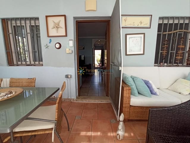 3 slaapkamer Villa te koop in Oliva Playa, Oliva - € 260.000 (Ref: 9473192)