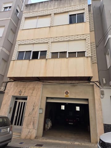 Casa de 4 habitaciones en Simat de la Valldigna en venta con garaje - 199.000 € (Ref: 9474528)