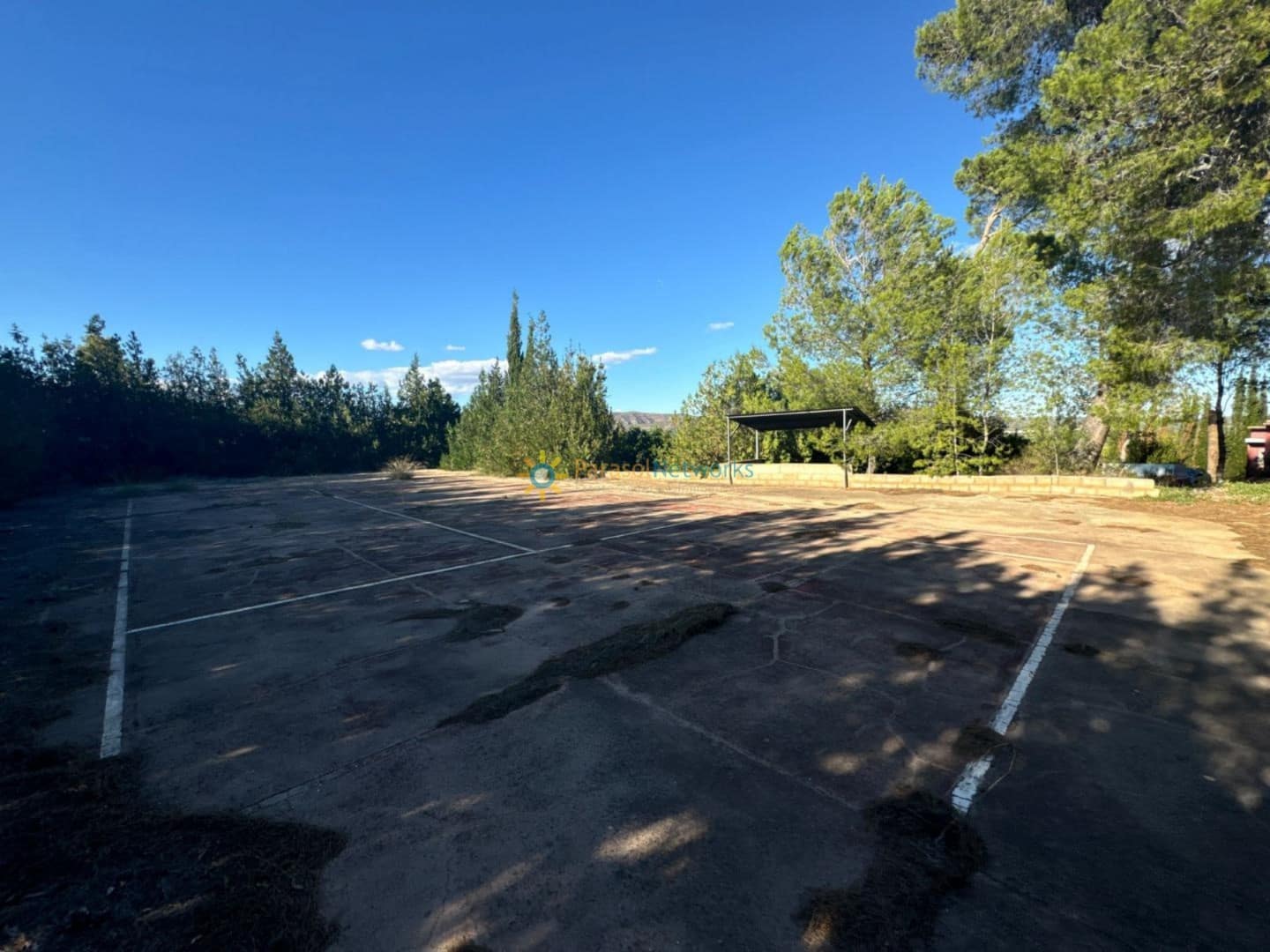 6 makuuhuone Huvila myytävänä paikassa Cotes mukana uima-altaan 
autotalli - 215 000 € (Ref: 9480726)