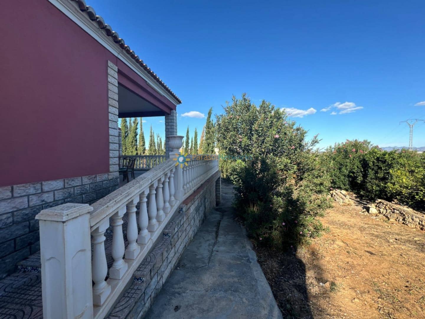 6 slaapkamer Villa te koop in Cotes met zwembad garage - € 215.000 (Ref: 9481396)