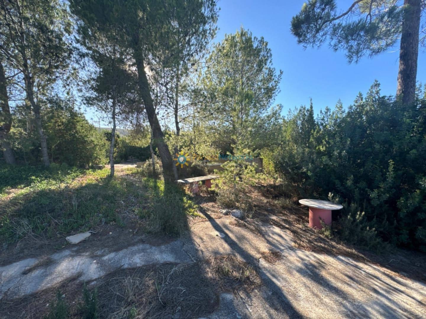 6 slaapkamer Villa te koop in Cotes met zwembad garage - € 215.000 (Ref: 9481396)