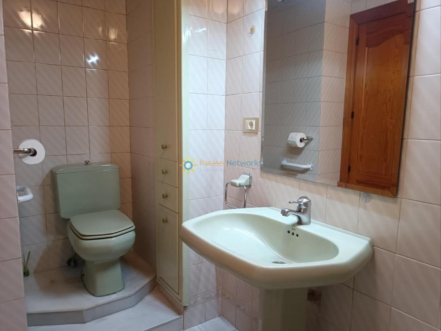 3 bedroom Townhouse for sale in Oliva with garage - € 275,000 (Ref: 9484990)