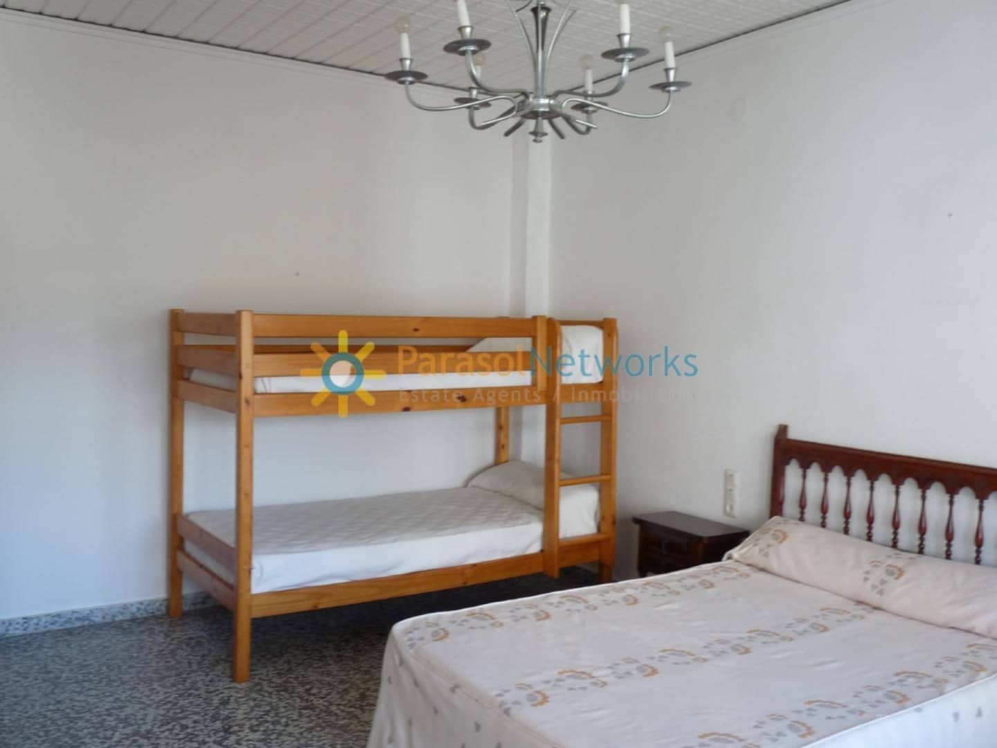 6 bedroom Business for sale in La Font d'En Carros - € 200,000 (Ref: 9490937)