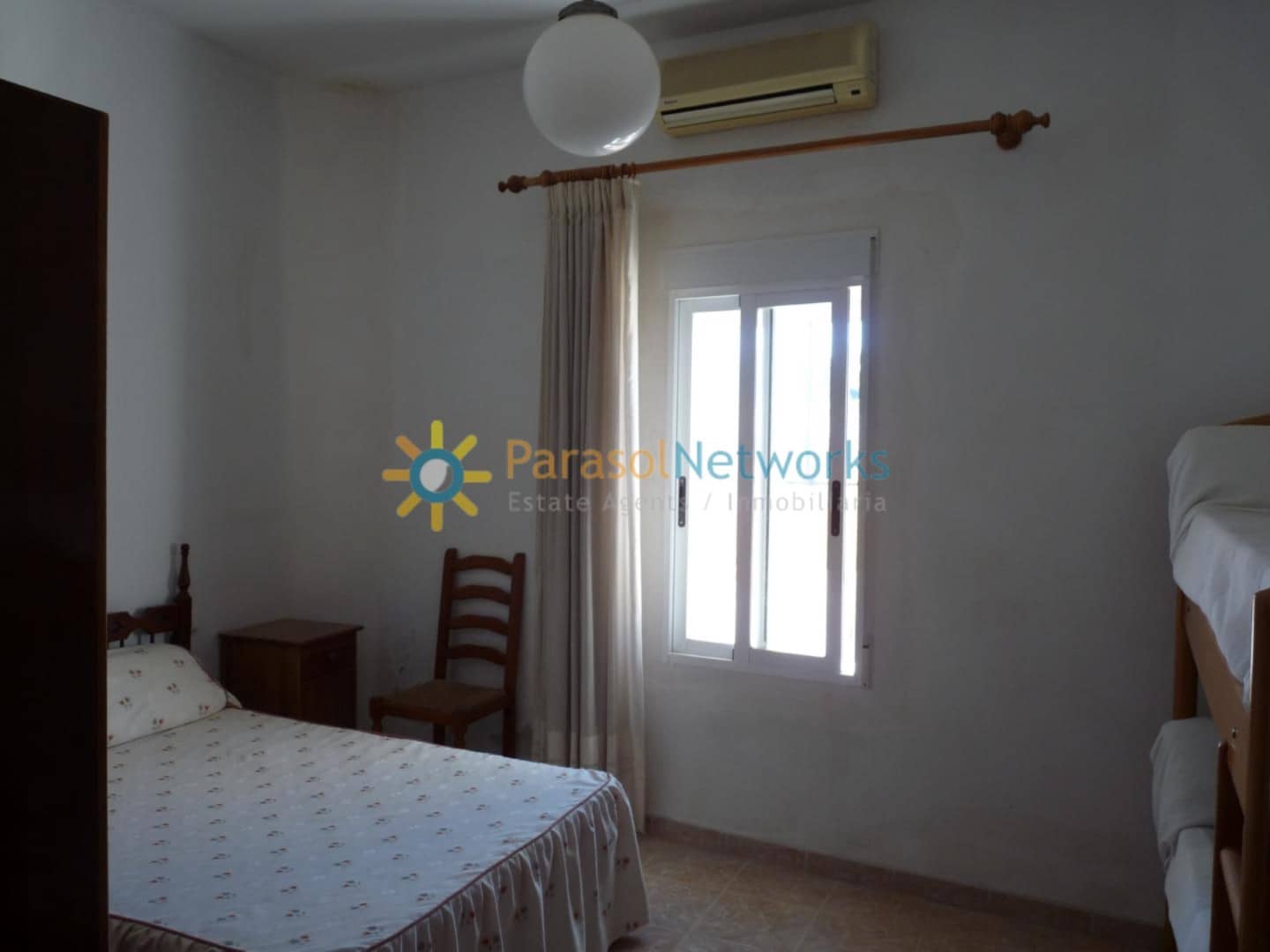 6 bedroom Business for sale in La Font d'En Carros - € 200,000 (Ref: 9490937)