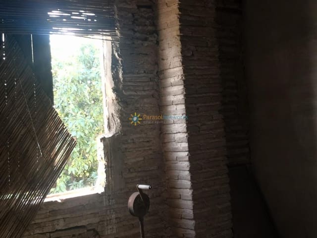 Finca/Casa Rural de 6 habitaciones en Bellreguard en venta con garaje - 185.000 € (Ref: 9494945)