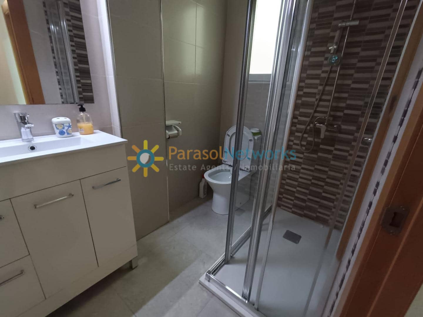 3 bedroom Flat for rent in Oliva - € 700 (Ref: 9496546)