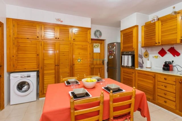 3 slaapkamer Villa te koop in Real de Gandía met zwembad garage - € 420.000 (Ref: 9500124)