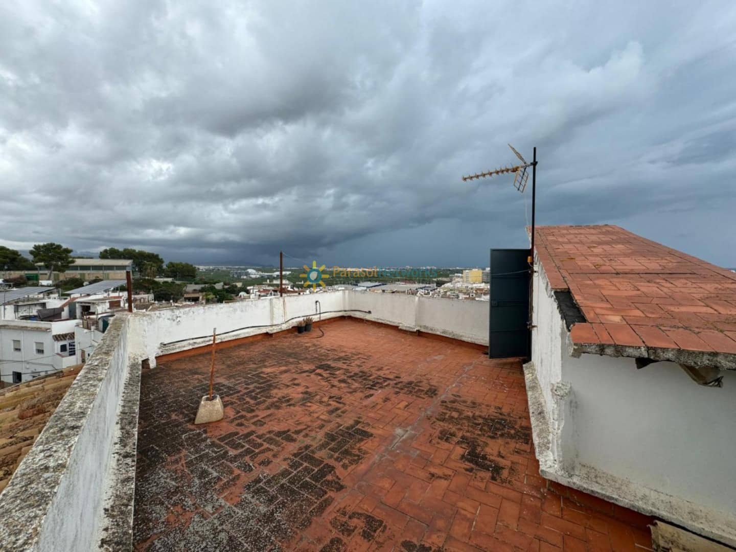 5 slaapkamer Huis te koop in Oliva - € 126.000 (Ref: 9503363)