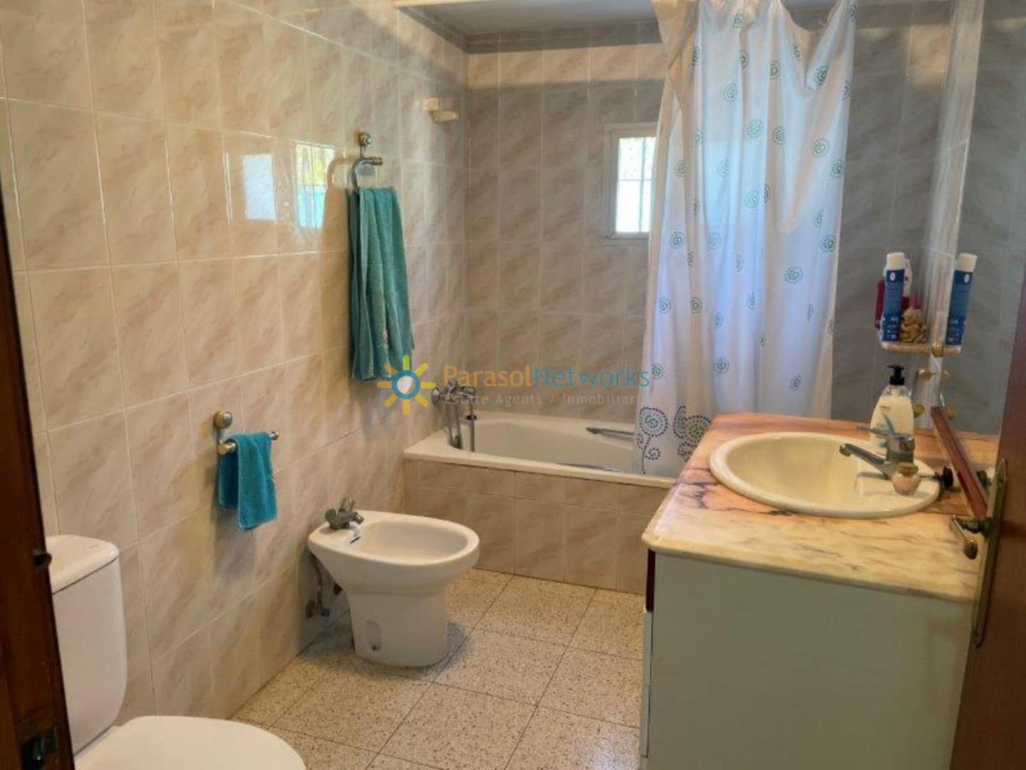 3 slaapkamer Villa te koop in Ontinyent met garage - € 150.000 (Ref: 9506903)