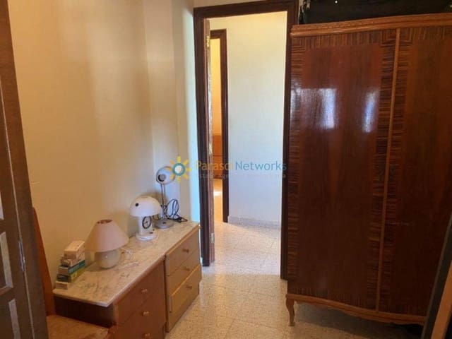 3 slaapkamer Villa te koop in Ontinyent met garage - € 150.000 (Ref: 9506903)