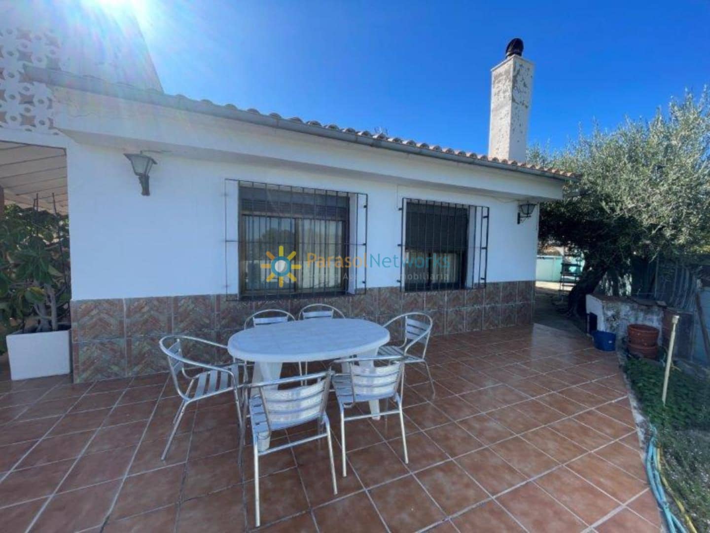 3 slaapkamer Villa te koop in Ontinyent met garage - € 150.000 (Ref: 9506903)