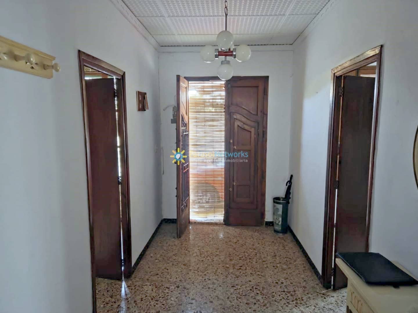 6 bedroom Townhouse for sale in Sumacarcer - € 78,000 (Ref: 9508007)