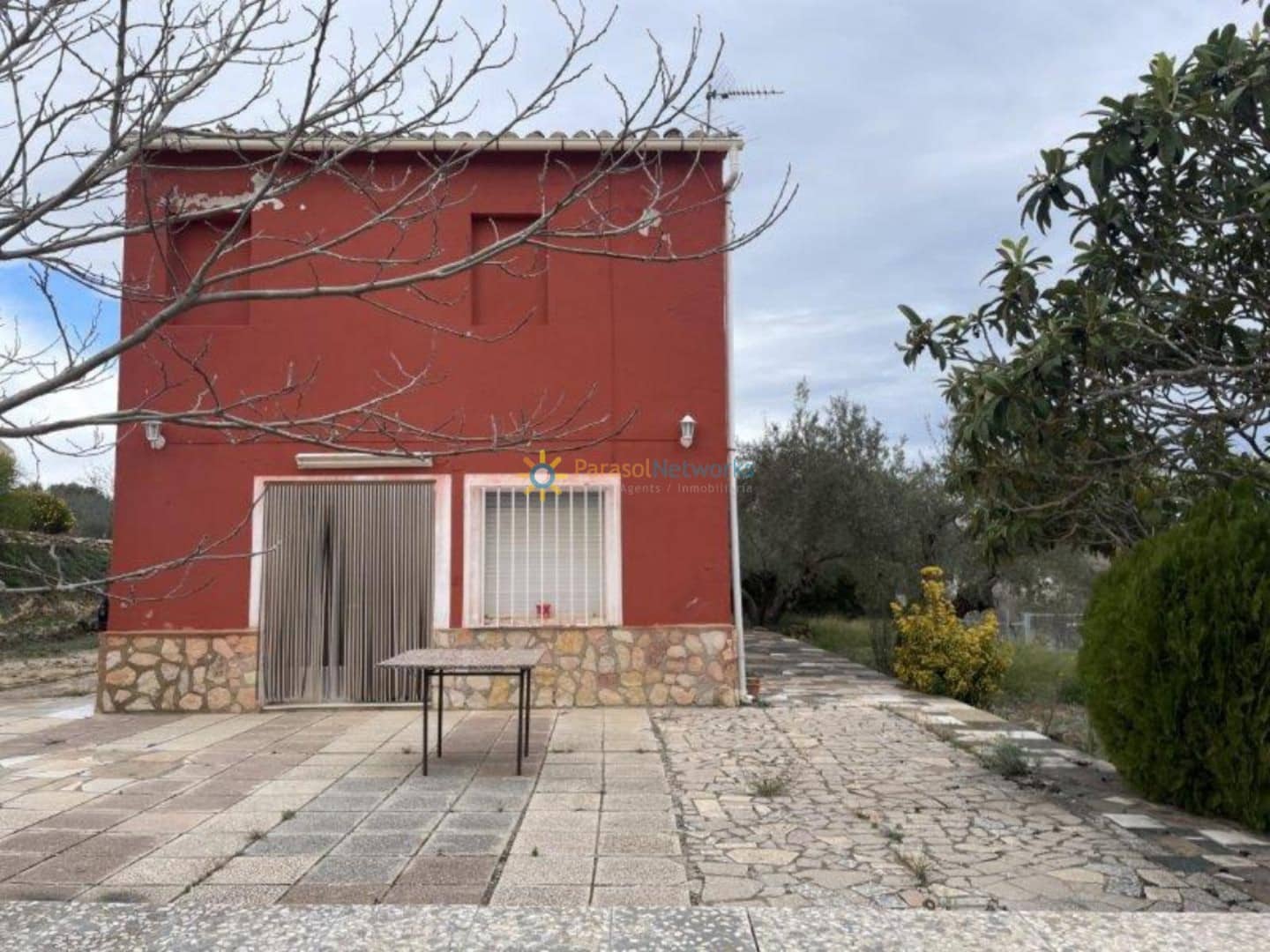 4 slaapkamer Villa te koop in Ontinyent - € 110.000 (Ref: 9511135)