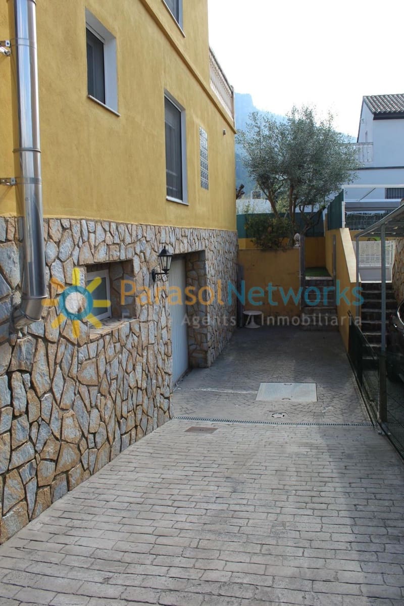 3 bedroom Villa for rent in Marchuquera with pool garage - € 1,400 (Ref: 9516313)