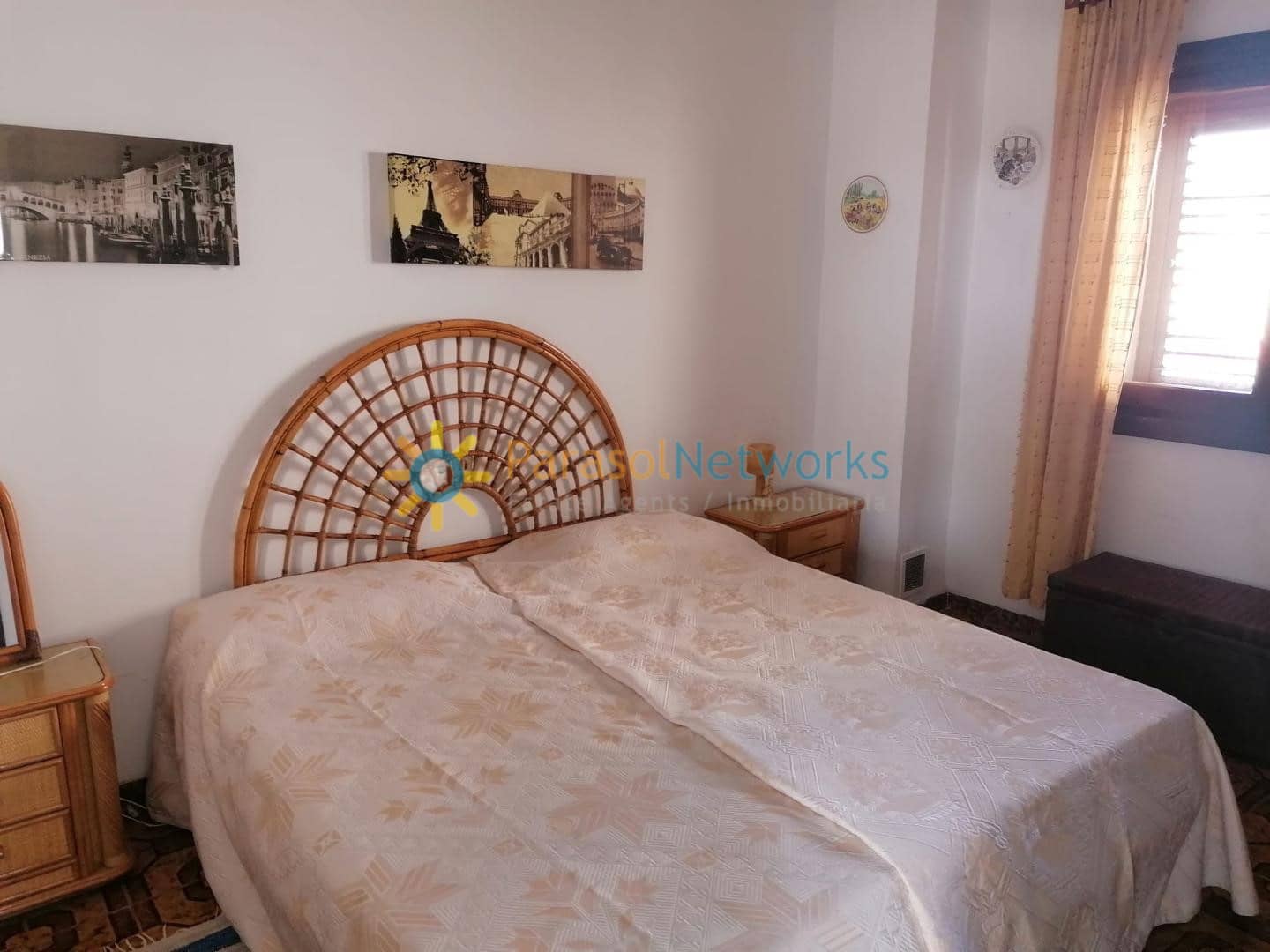 4 soveværelse Byhus til leje i Oliva - € 1.000 (Ref: 9517851)