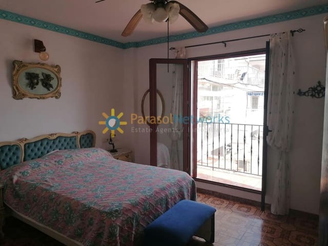 4 soveværelse Byhus til leje i Oliva Playa, Oliva - € 1.000 (Ref: 9517851)