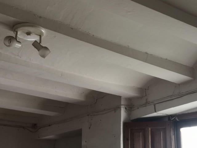 5 Zimmer Haus zu verkaufen in L'Olleria - 70.000 € (Ref: 9518054)