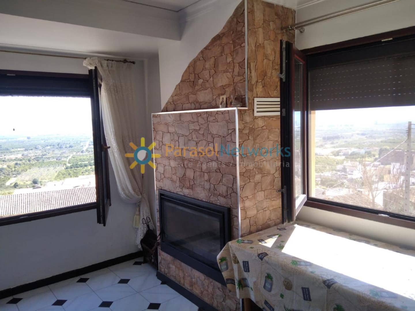 10 sypialnia Willa na sprzedaż w Ador z basenem garażem - 823 000 € (Ref: 9528857)