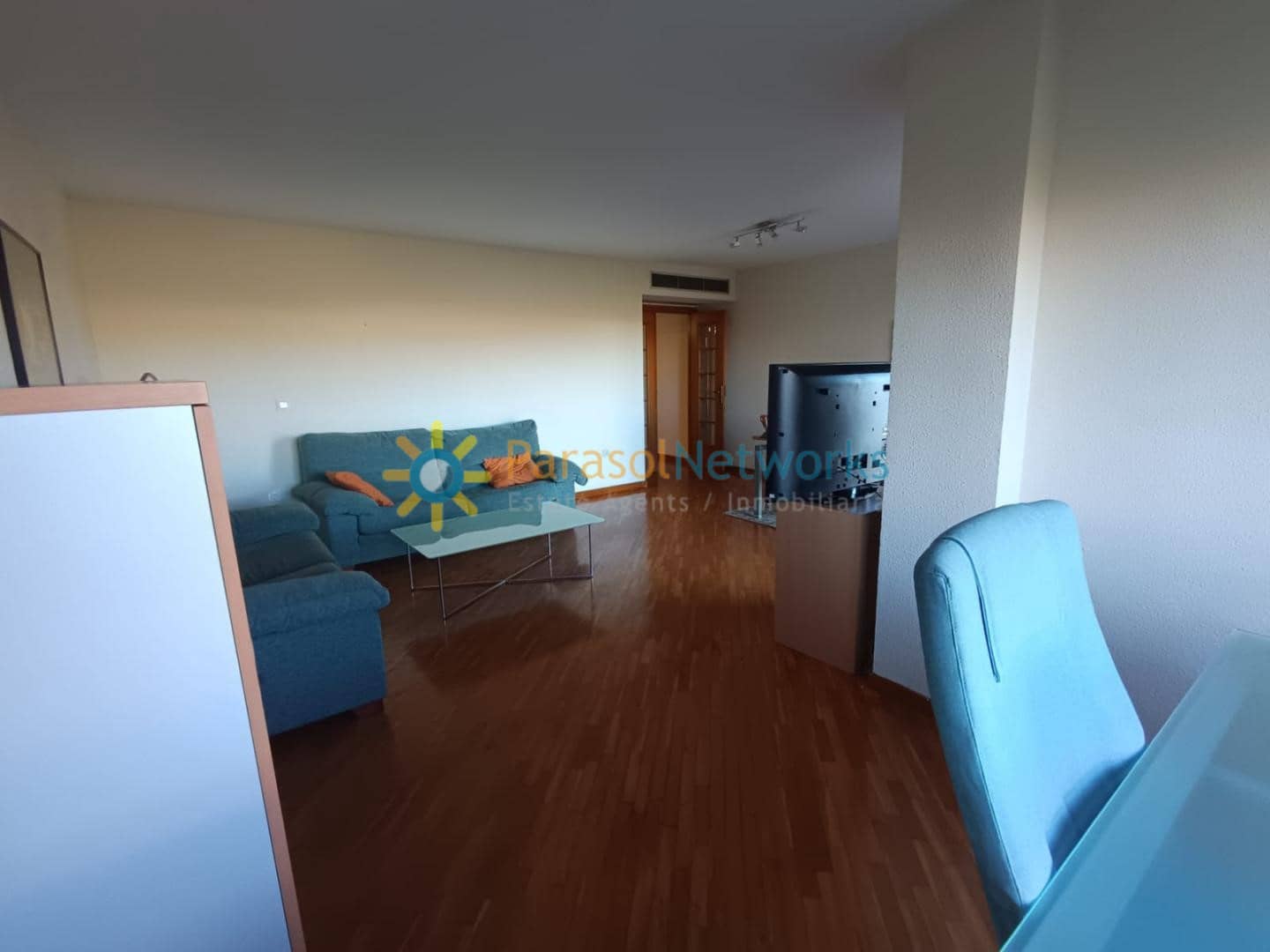 4 bedroom Apartment for rent in Gandia - € 850 (Ref: 9529112)